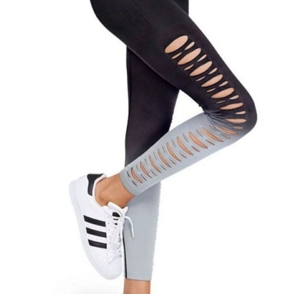 VS PINK COOL AND COMFY LEGGINGS M - Picture 2 of 5